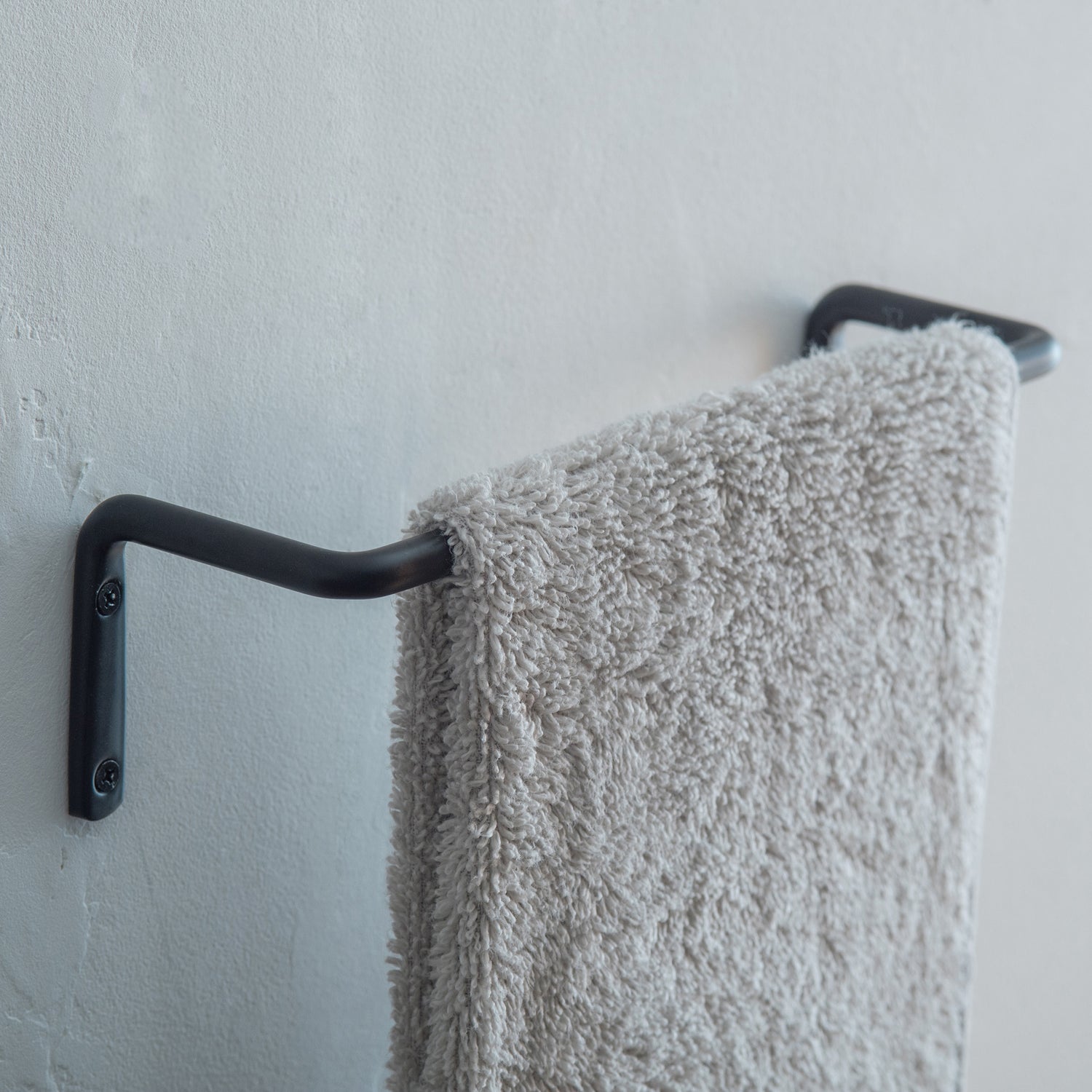 63835 アイアンルームバーS ホワイト