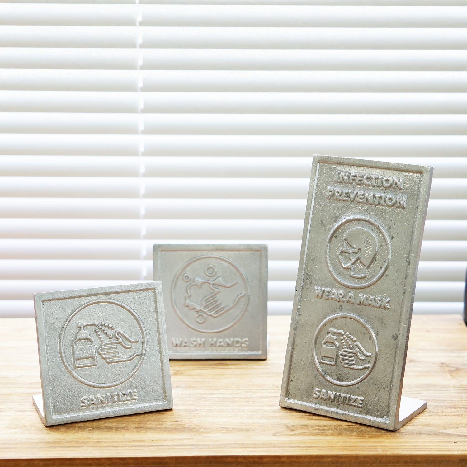 63843 サインプレートSANITIZE