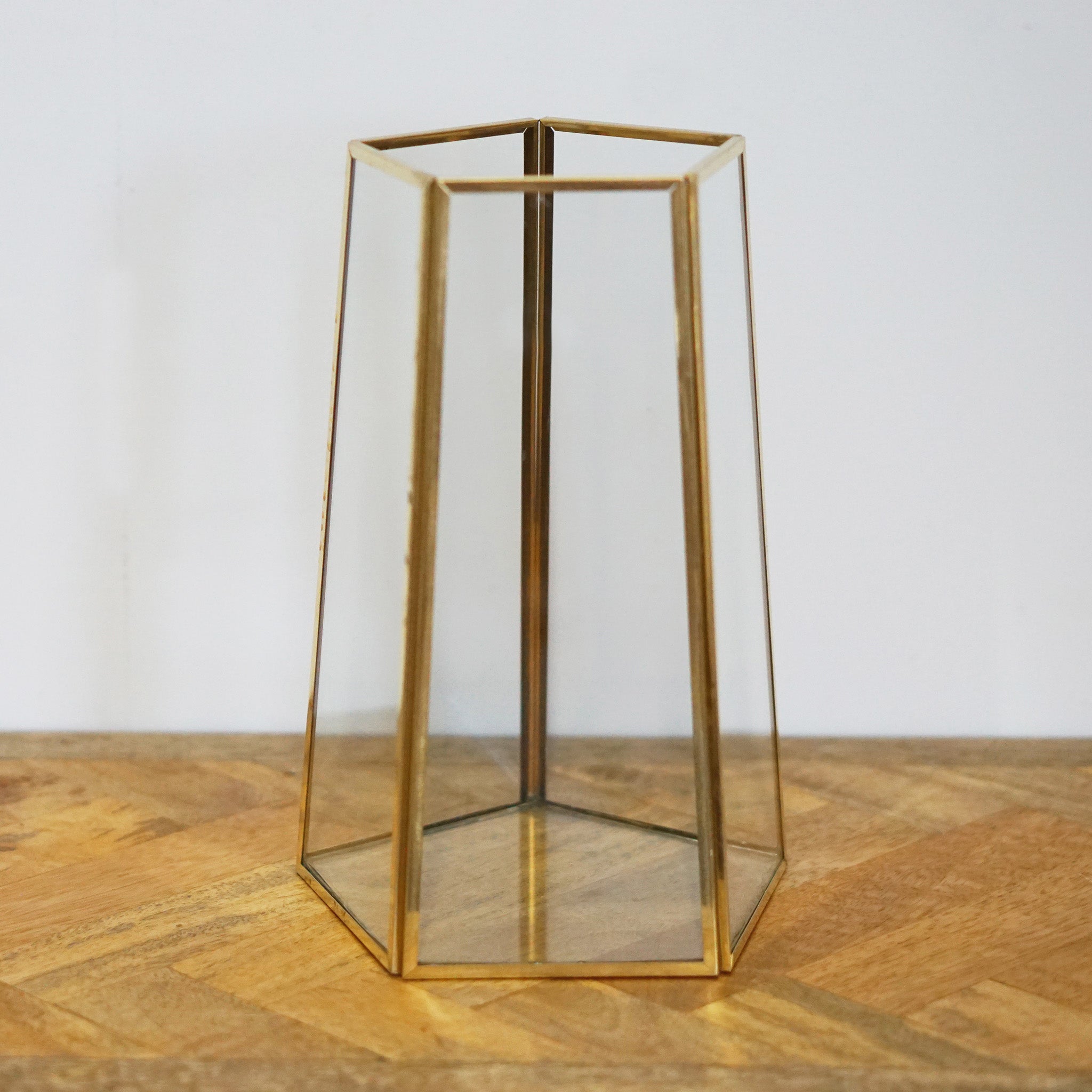 22585 フレームフラワーベース ソリッド – POSH LIVING CO.,LTD