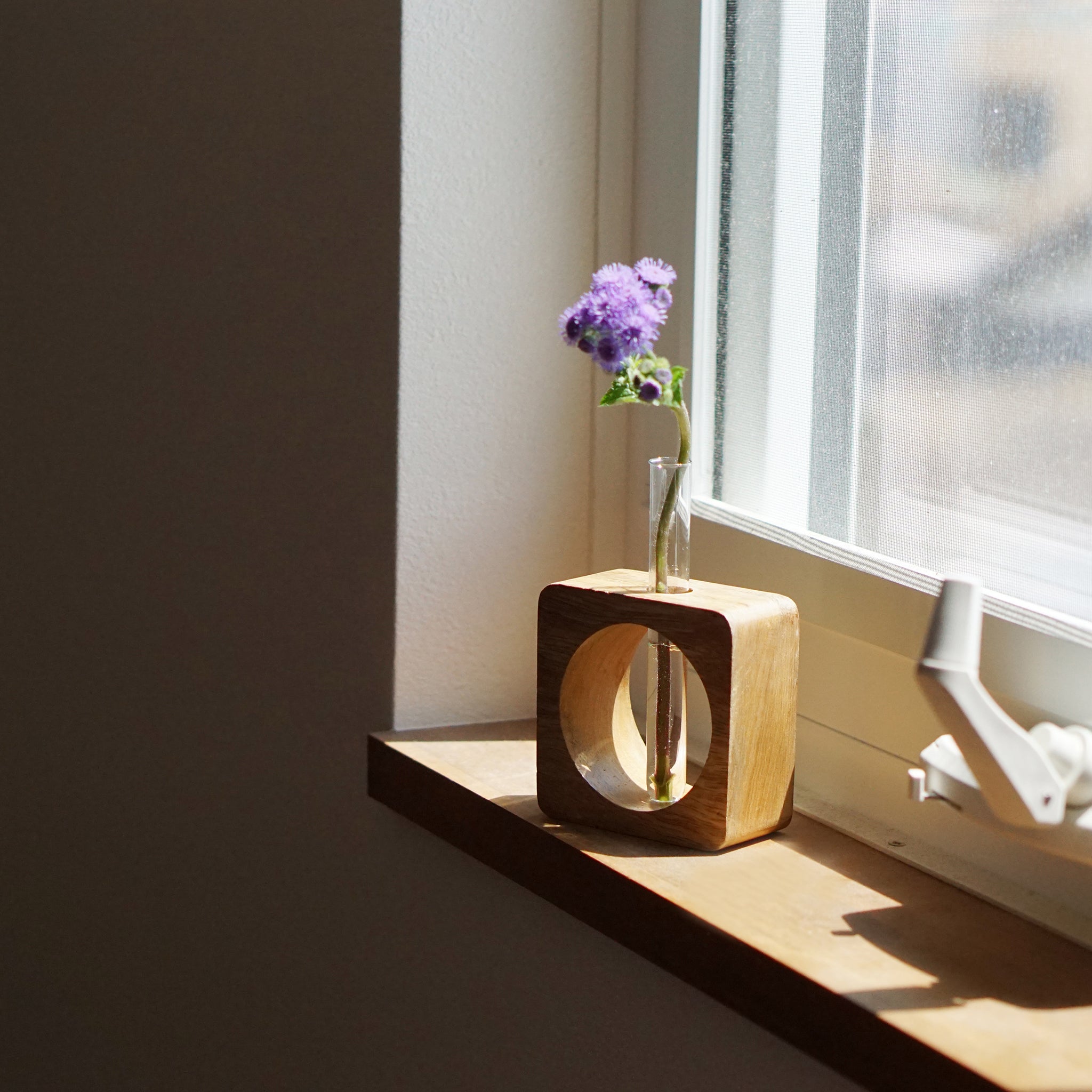 41357 フラワーベース スクエア – POSH LIVING CO.,LTD