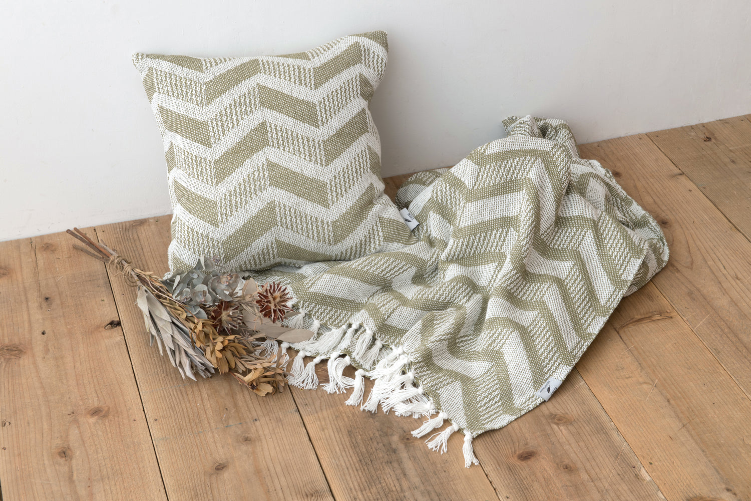 53377 MUKTクッションカバー ジグザグ ラテ