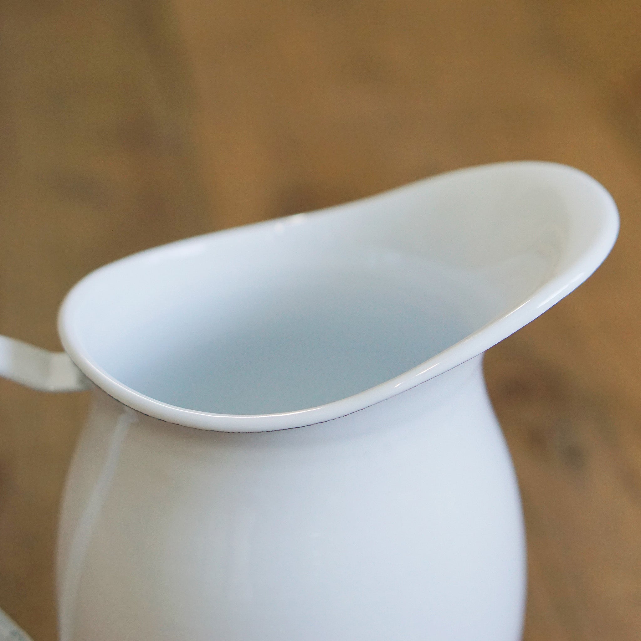 ホーロー ピッチャー｜水差し・花瓶｜1400ml｜POMEL – POSH LIVING CO.,LTD