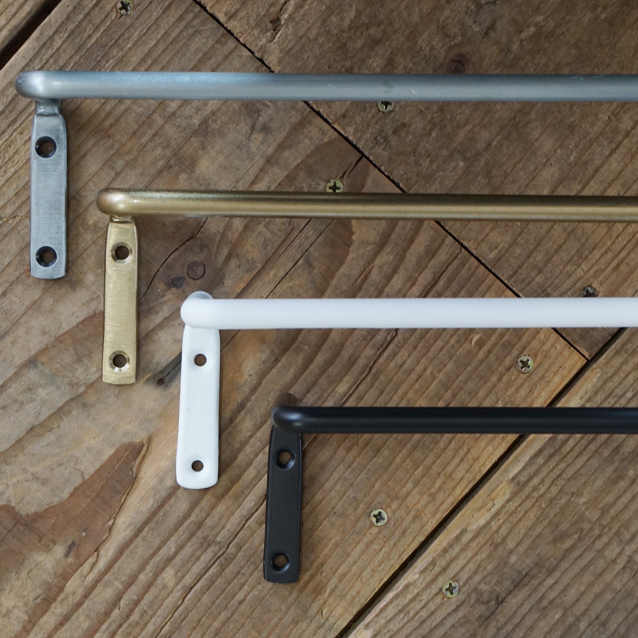 63126 アイアンルームバーS アンティークゴールド – POSH LIVING CO.,LTD