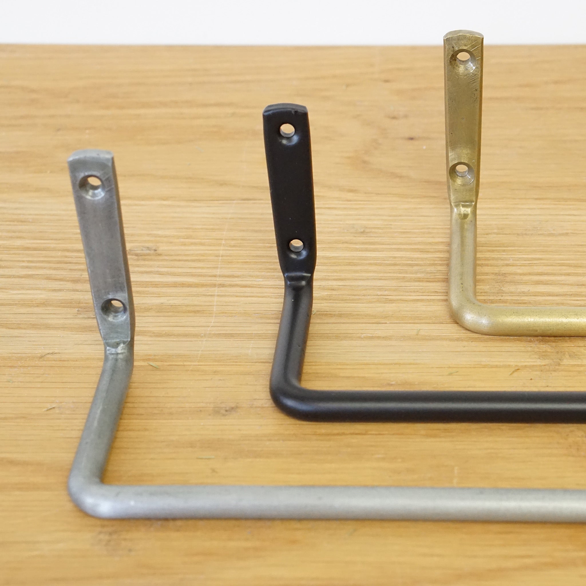 63047 アイアンルームバーM アンティークゴールド – POSH LIVING CO.,LTD