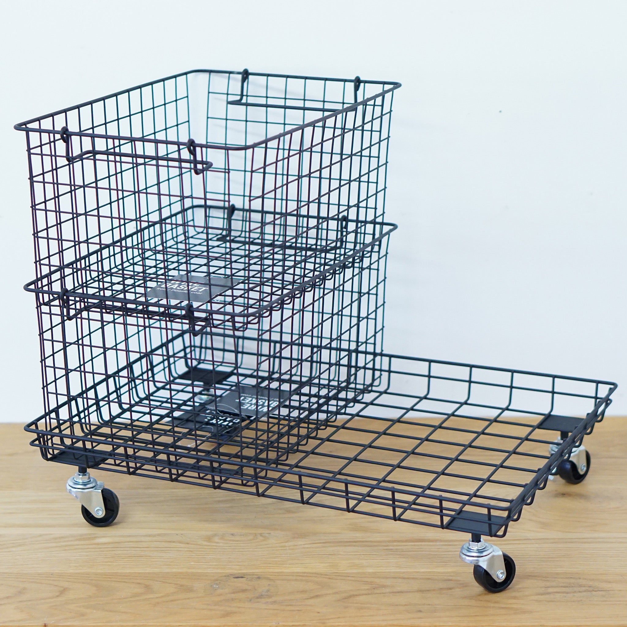 63686 キャスターバスケット シルバー – POSH LIVING CO.,LTD