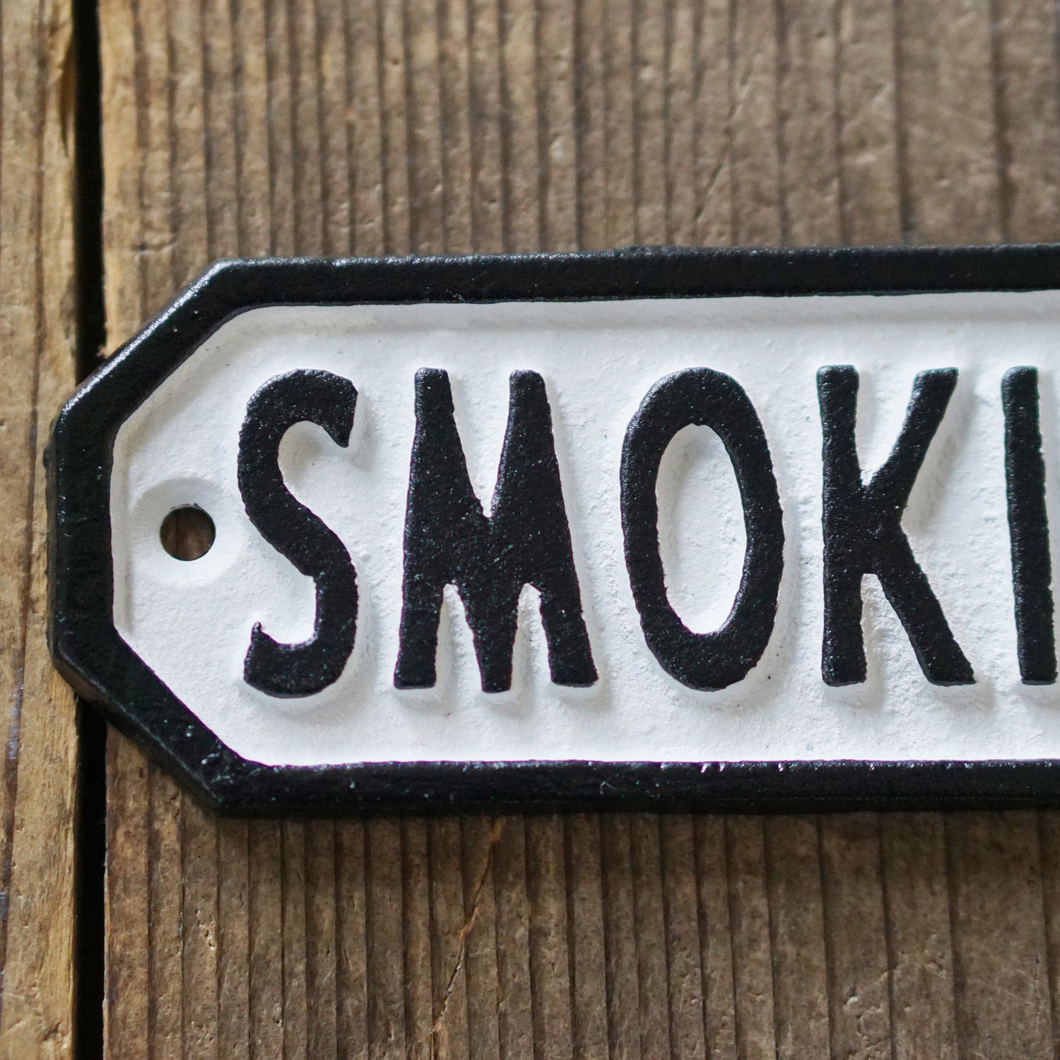 63591 サインプレート　SMOKING AREA　ホワイト