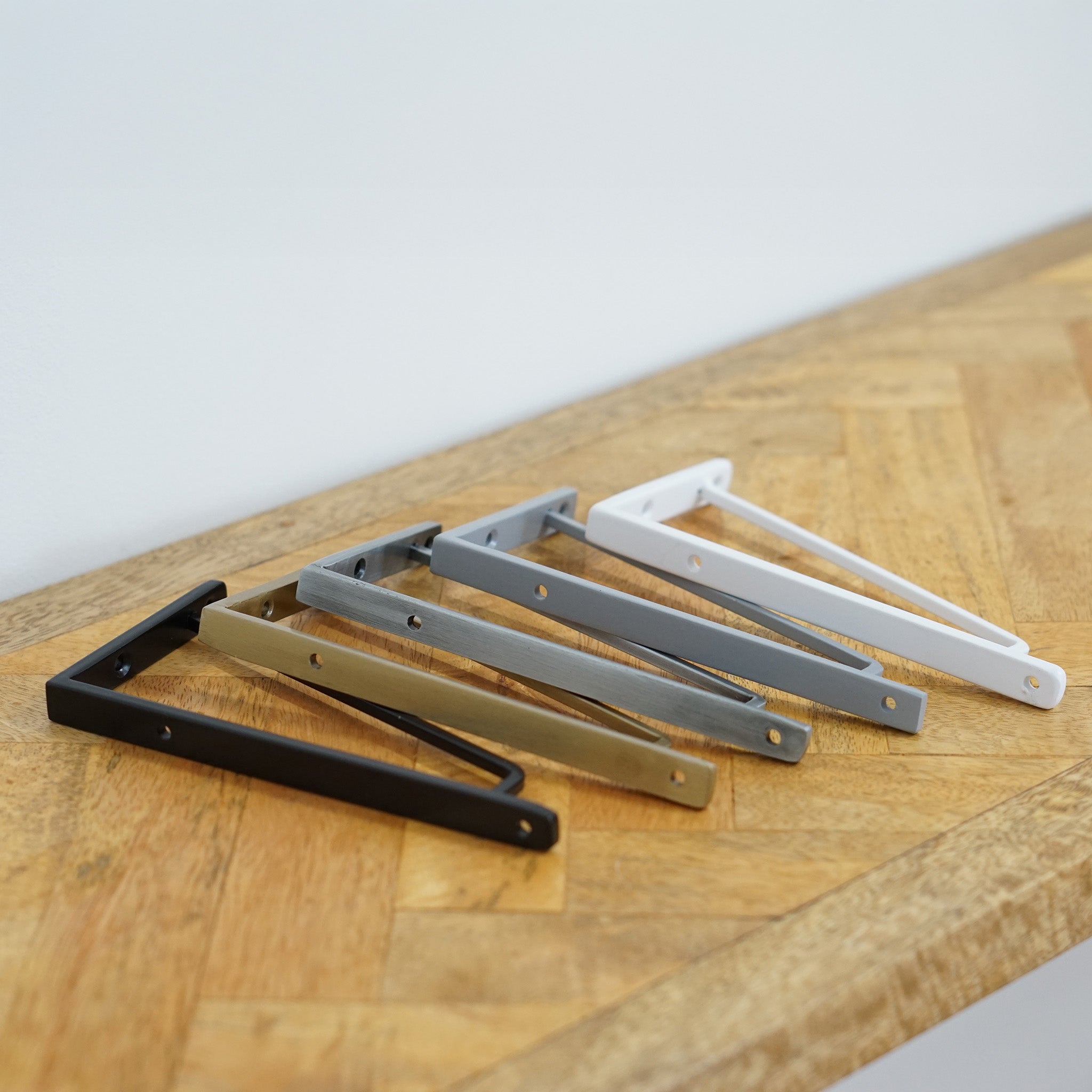 63855 ブラケットM ブラック – POSH LIVING CO.,LTD