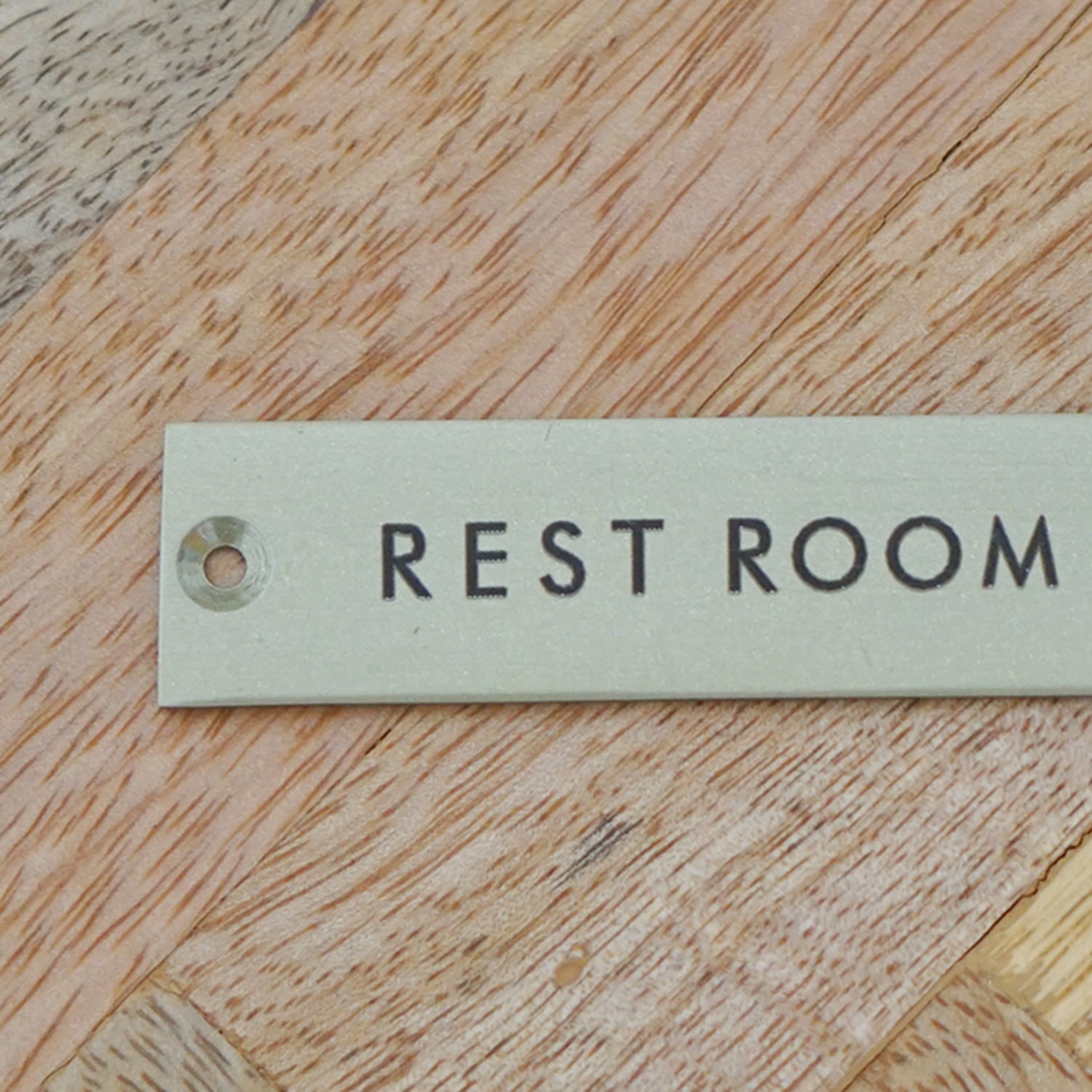 63955 サインプレート REST ROOM アンティークゴールド