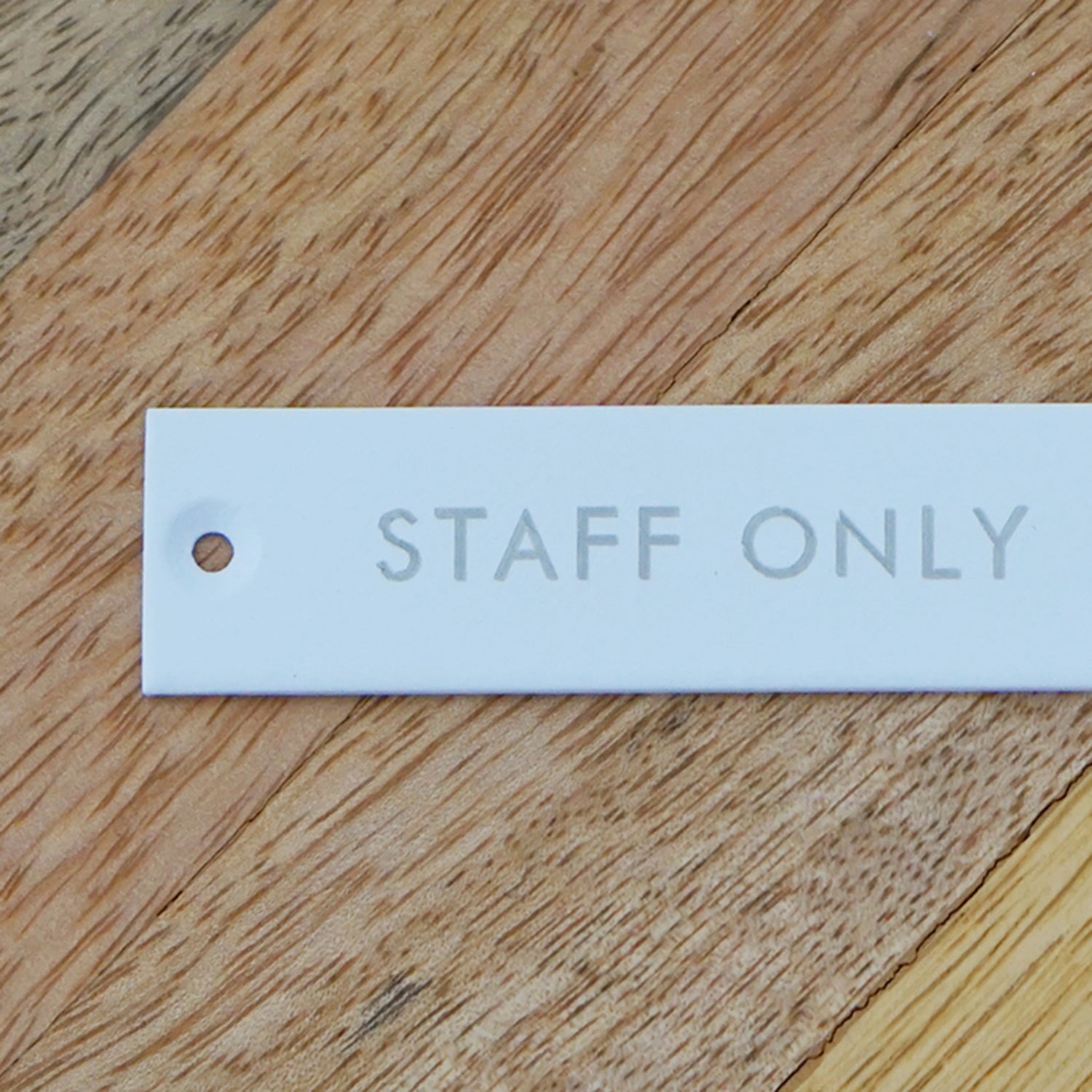 63959 サインプレート STAFF ONLY ホワイト