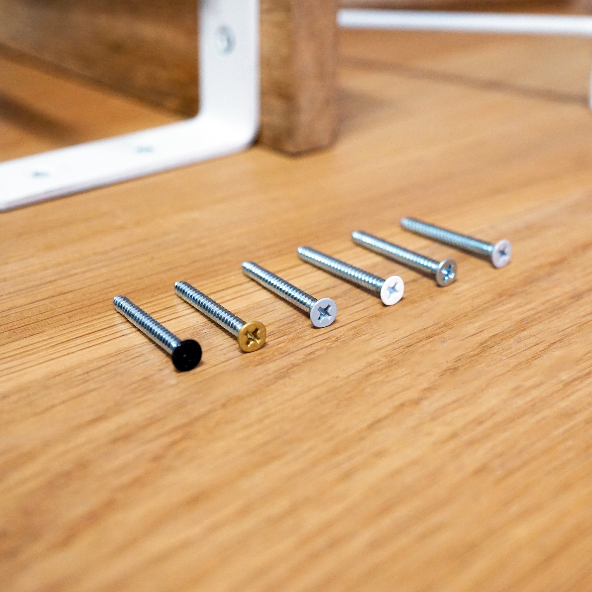 64004 皿頭ねじ 6本セット アンティークゴールド – POSH LIVING CO.,LTD