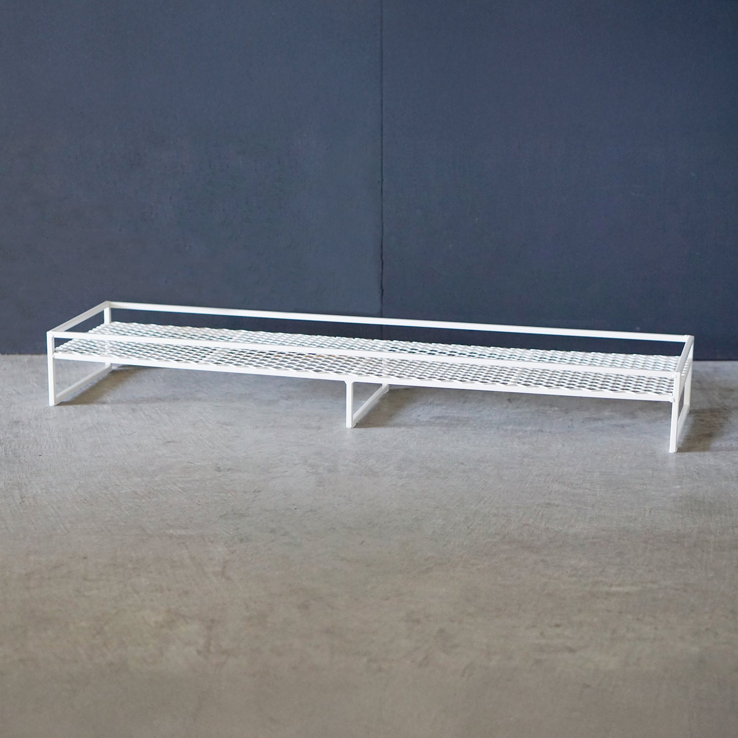 64137 プランツスタンド レクト ホワイト